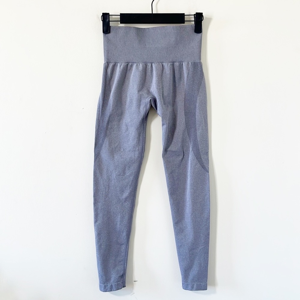 NVGTN Grey Curve Seamless Leggings Size Small - Picture 2 of 10